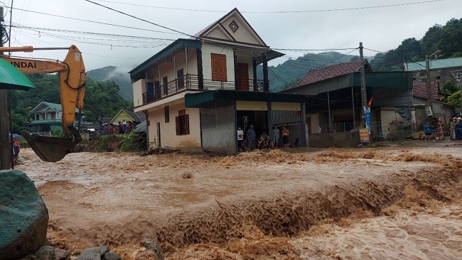 Thoi tiet cuc doan trong nam 2023, Nghe An thiet hai gan 700 ty