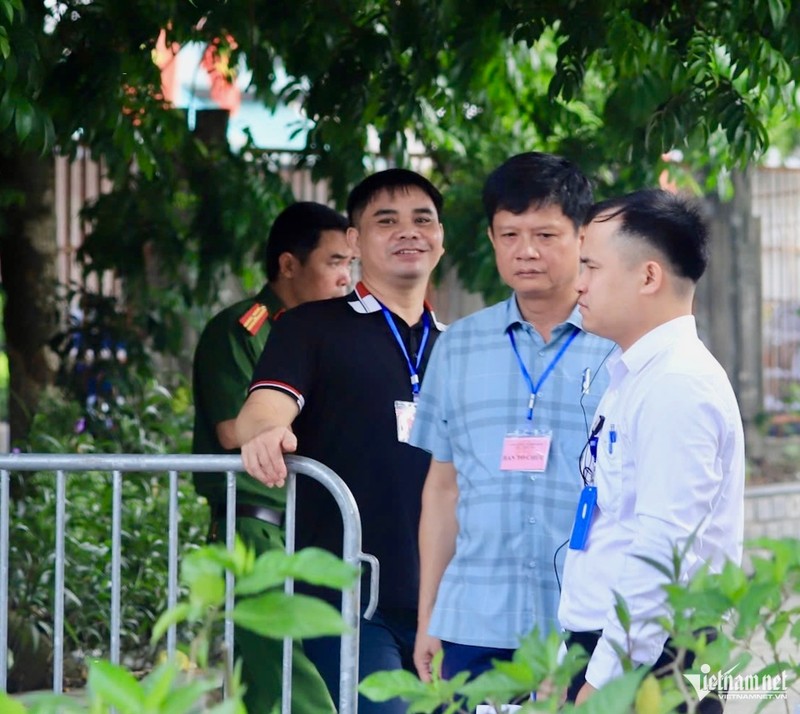 Ha Noi: Day som, chen chan di dau gia dat o huyen Hoai Duc-Hinh-3