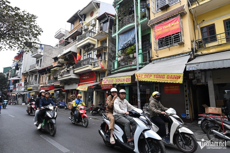 Tang gia cho thue, loat mat bang kinh doanh o Ha Noi “e khach”-Hinh-4