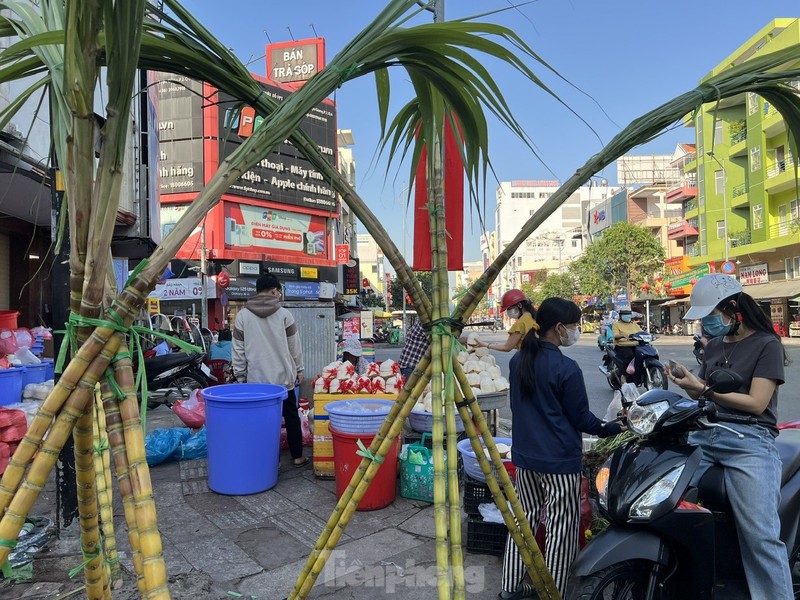 “Cho mia” doc dao moi nam chi hop mot lan nhon nhip nguoi mua-Hinh-12