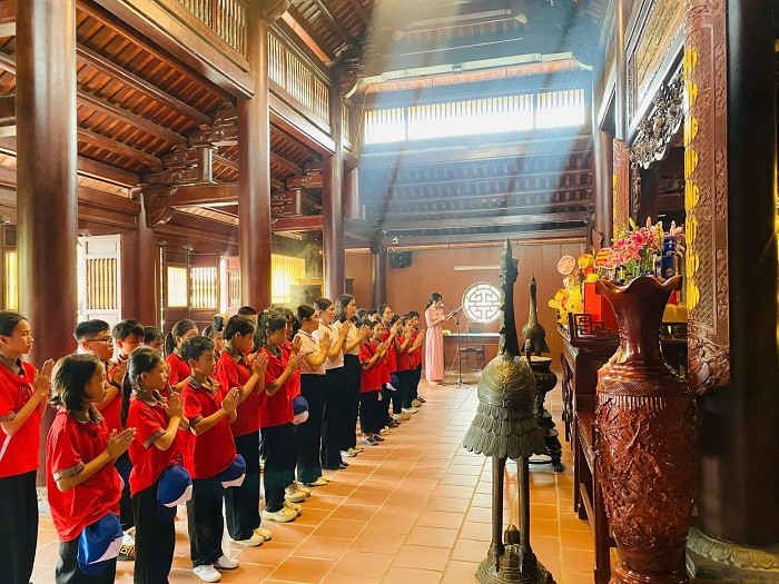 Nhà lưu niệm Nguyễn Thị Minh Khai- địa chỉ đỏ giữa lòng thành Vinh - Hình 13 Nha luu niem Nguyen Thi Minh Khai- dia chi do giua long thanh Vinh-Hinh-13