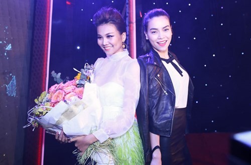 Ho Ngoc Ha mung Thanh Hang ra mat phim Sieu nhan X-Hinh-3