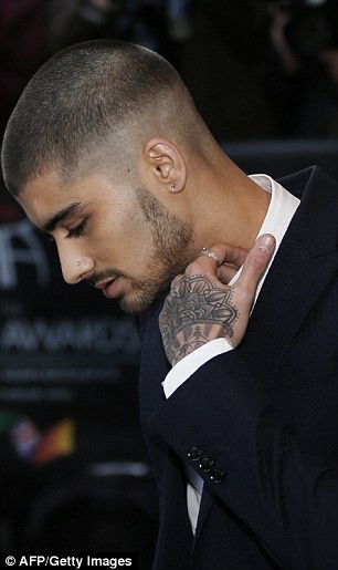 Zayn Malik tai xuat banh bao sau khi roi nhom One Direction-Hinh-9