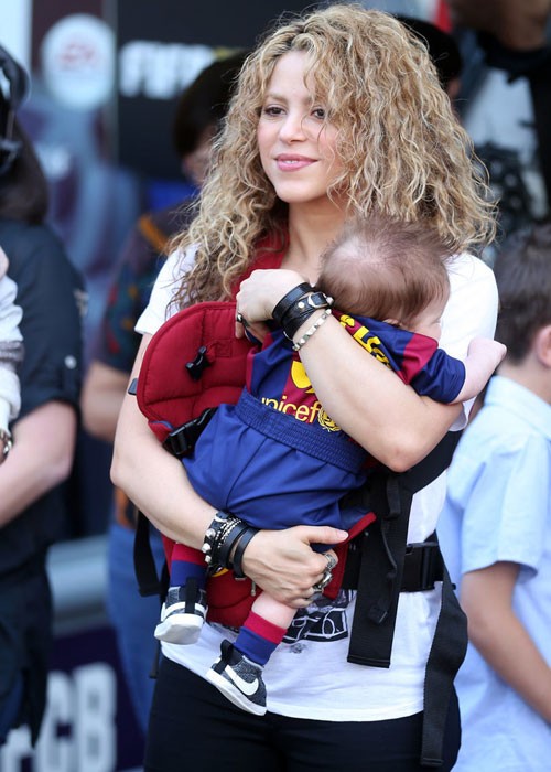 Shakira mang con trai thu hai den co vu Gerard Pique