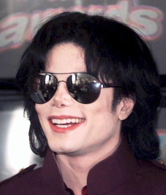 Hanh trinh 25 nam dao keo cua vua pop Michael Jackson-Hinh-7