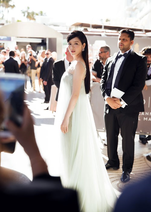 Ly Nha Ky co nguoi chinh vay tren tham do Cannes-Hinh-6
