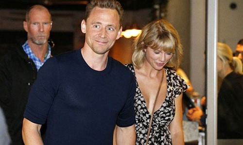 Tom Hiddleston noi ve tinh yeu voi Taylor Swift sau chia tay