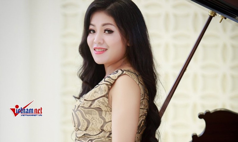 Đầm Ống Lông Quyến Rũ Phong Cách Mới Mùa Thu 2024 Đính Kim Cương Đế Xẻ Hông  | Shopee Việt Nam