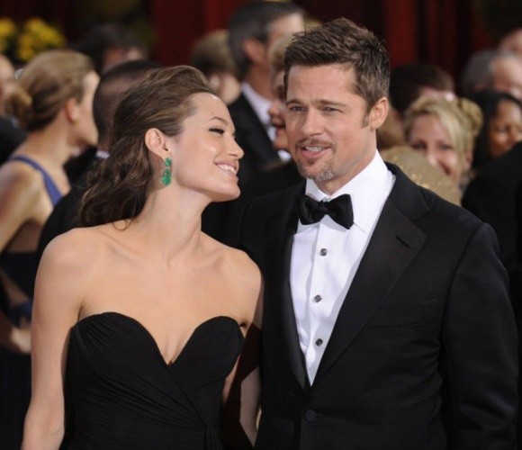 Angelina Jolie cau xin Brad Pitt tro ve sau cuoc chien ly hon-Hinh-2