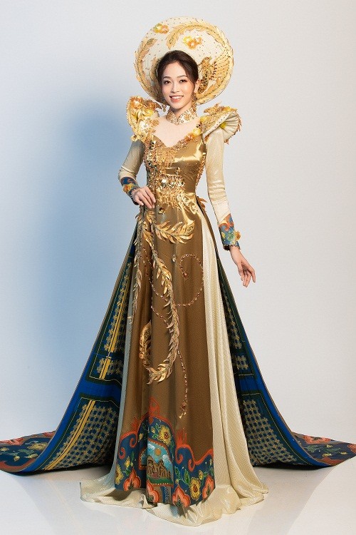 Soi quoc phuc tuyet dep Phuong Nga mang den Miss Grand International-Hinh-2