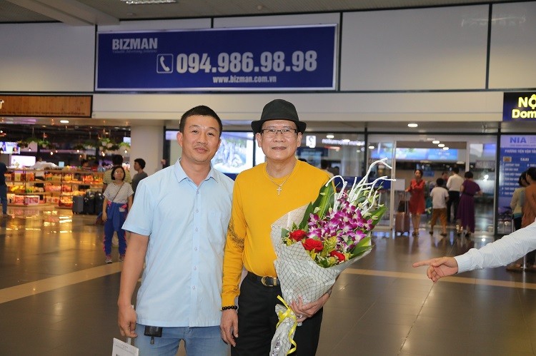 Tuan Vu ve HN trong dem, duoc fan de nghi mo trau thet dai-Hinh-3