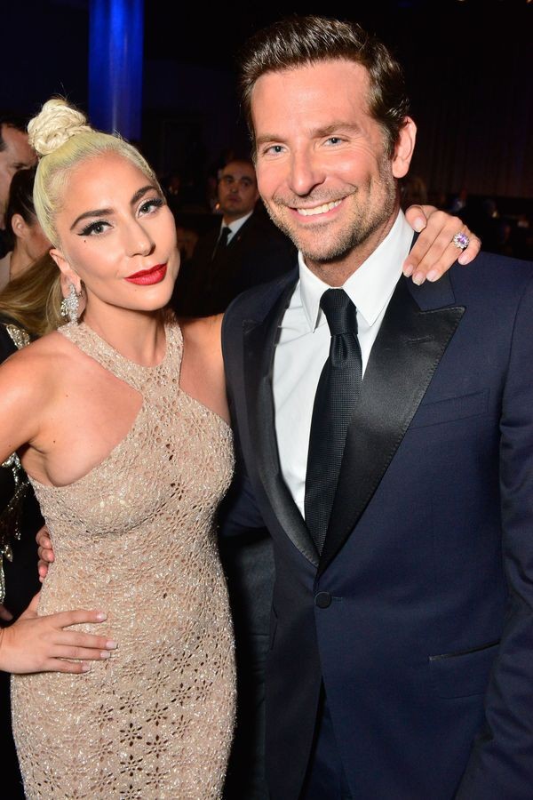 Bradley Cooper - Irina Shayk chia tay, nghi van ngoai tinh voi Lady Gaga?-Hinh-7