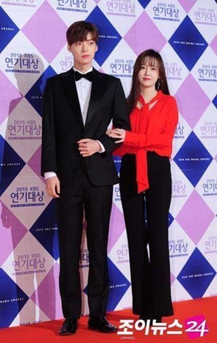 Anh ngot ngao Goo Hye Sun - Ahn Jae Hyun truoc on ao muon ly hon-Hinh-3