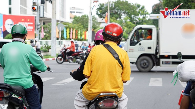 Cuoc song binh di cua nghe si Mac Can sau khi xuat vien-Hinh-2