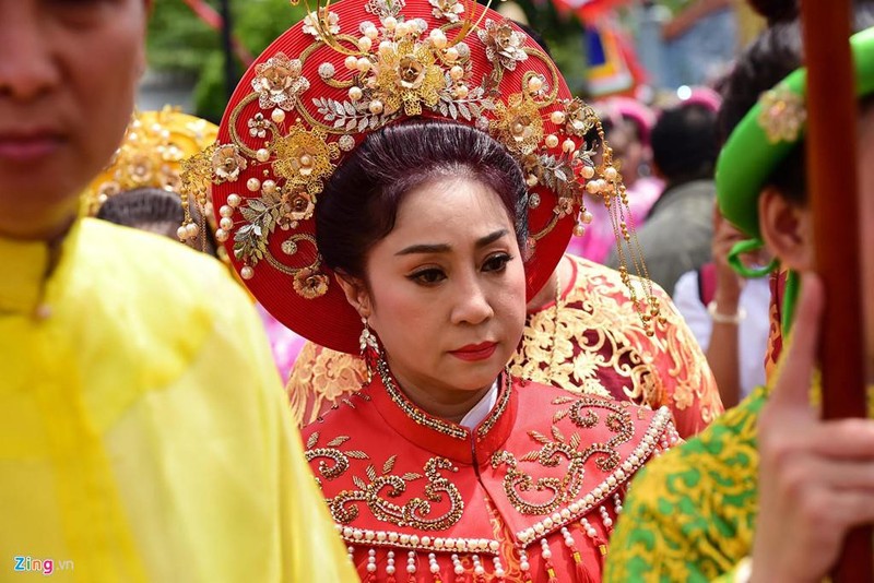 Bat cuoi cach nghe si Hoai Linh noi voi ke gian o ngay gio To-Hinh-2