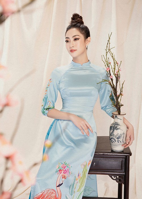 Hoa hau Luong Thuy Linh dien ao dai “ninh dang”, xuan sac rang ngoi-Hinh-12