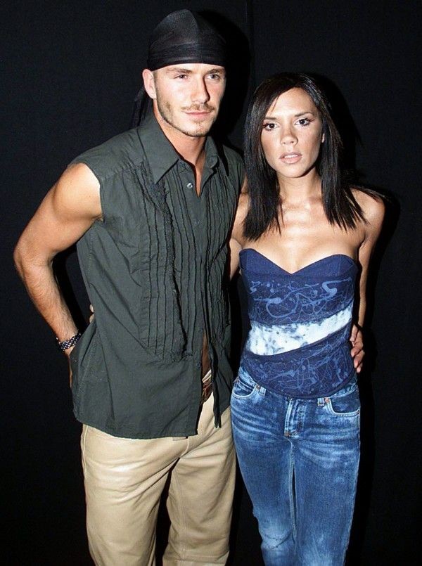 Tu truyen cua Victoria: Tiet lo soc David Beckham la ke thu ba-Hinh-4