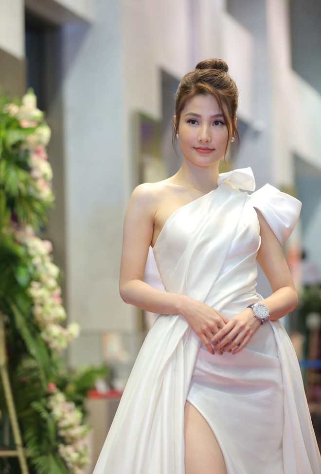 Quynh Kool, Diem My do sac dan sao tren tham do VTV Awards 2020-Hinh-3
