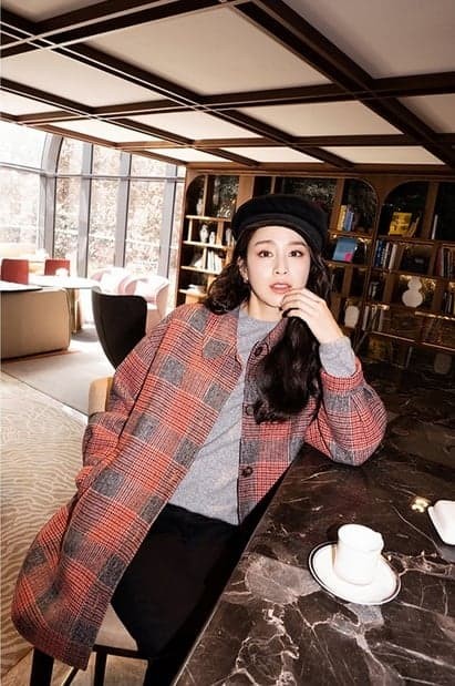 Kim Tae Hee tut lai nhan sac sau khi bi che lao hoa