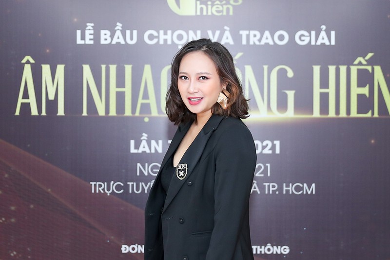 Tung Duong thang 3 giai quan trong tai giai Am nhac Cong hien 2021