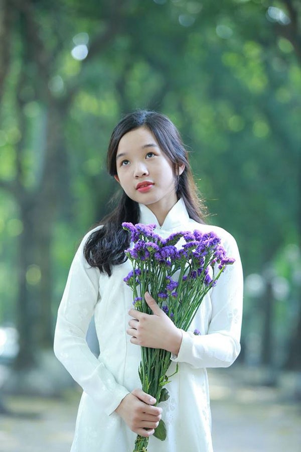Hai con gai tai nang, xinh nhu hoa cua Thanh Thanh Hien-Hinh-3