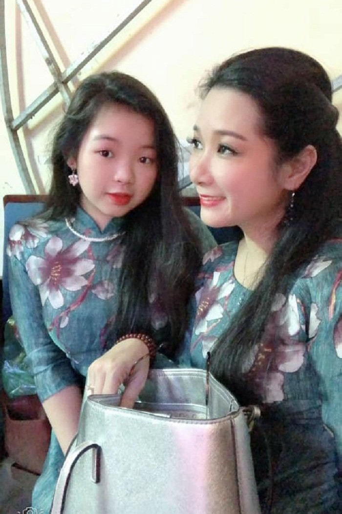 Hai con gai tai nang, xinh nhu hoa cua Thanh Thanh Hien-Hinh-8