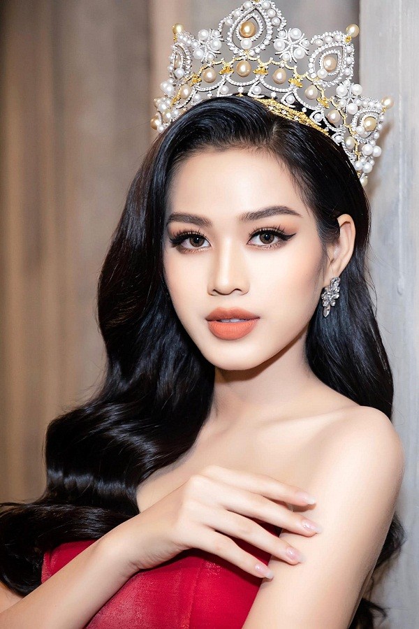 Hoa hau Do Thi Ha duoc du doan lot Top 10 Miss World 2021-Hinh-5