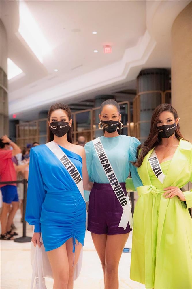 Chu nha Miss Universe 2020 an mac loi thoi, di thi nhu di cho-Hinh-7