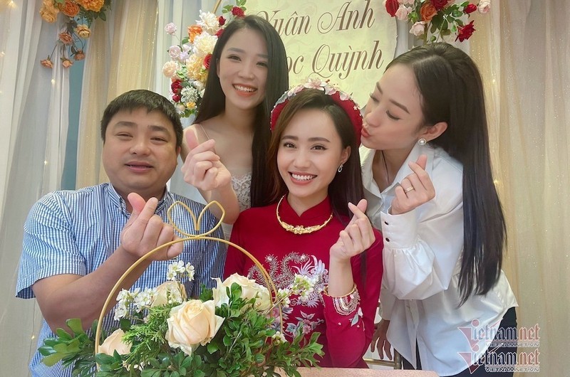 MC Xuan Anh thoi tiet VTV xinh dep trong le an hoi-Hinh-3
