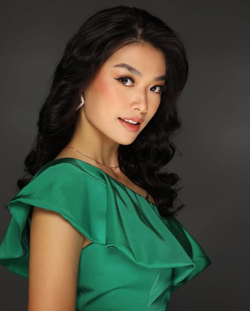 Hoa hau Indonesia nhiem COVID-19 truoc chung ket Miss World 2021