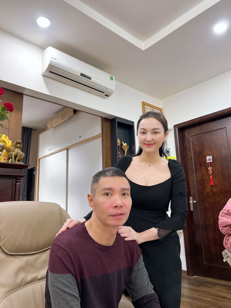 Thao Van hanh phuc ben con trai, Cong Ly tuoi tinh o nha rieng-Hinh-12