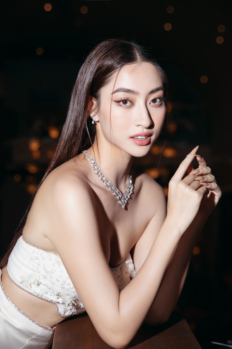 Lo vay tuyet dep Luong Thuy Linh dien trong chung ket Miss World Vietnam-Hinh-10