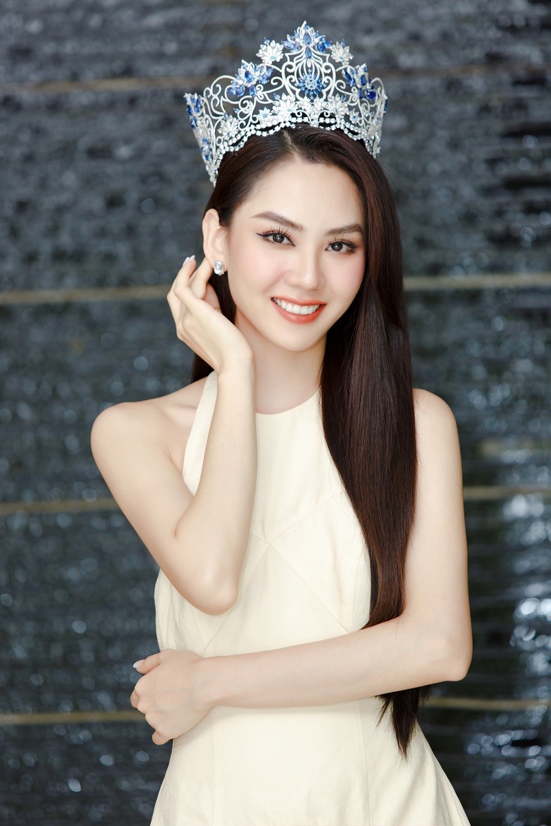 Ly do Hoa hau Mai Phuong ban vuong mien sau 1 thang dang quang-Hinh-5