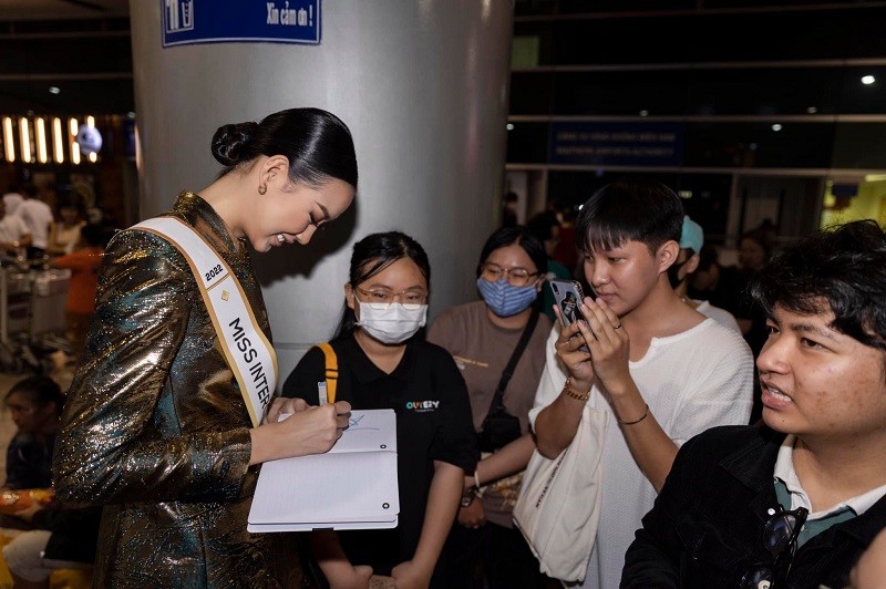 Bao Ngoc mang 125kg hanh ly len duong thi Miss Intercontinental 2022-Hinh-11