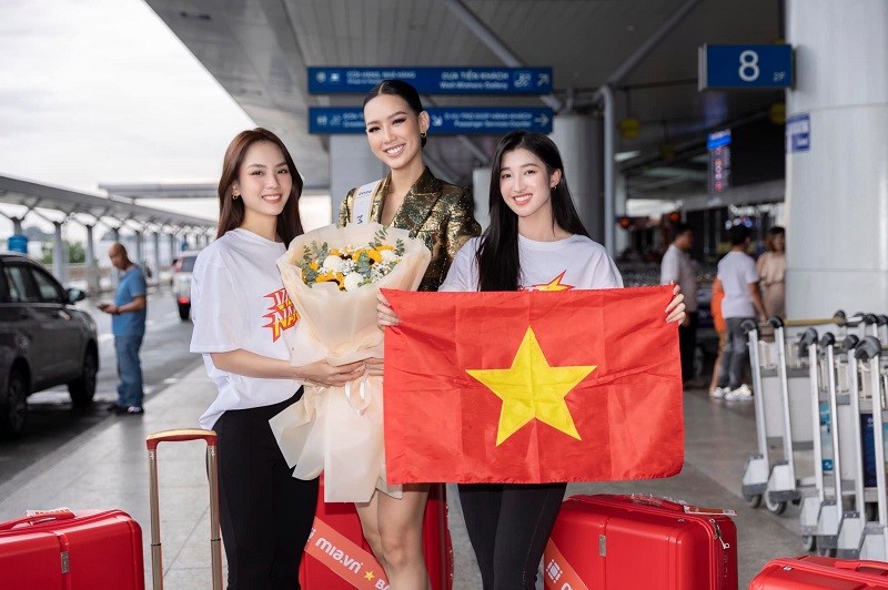 Bao Ngoc mang 125kg hanh ly len duong thi Miss Intercontinental 2022-Hinh-5
