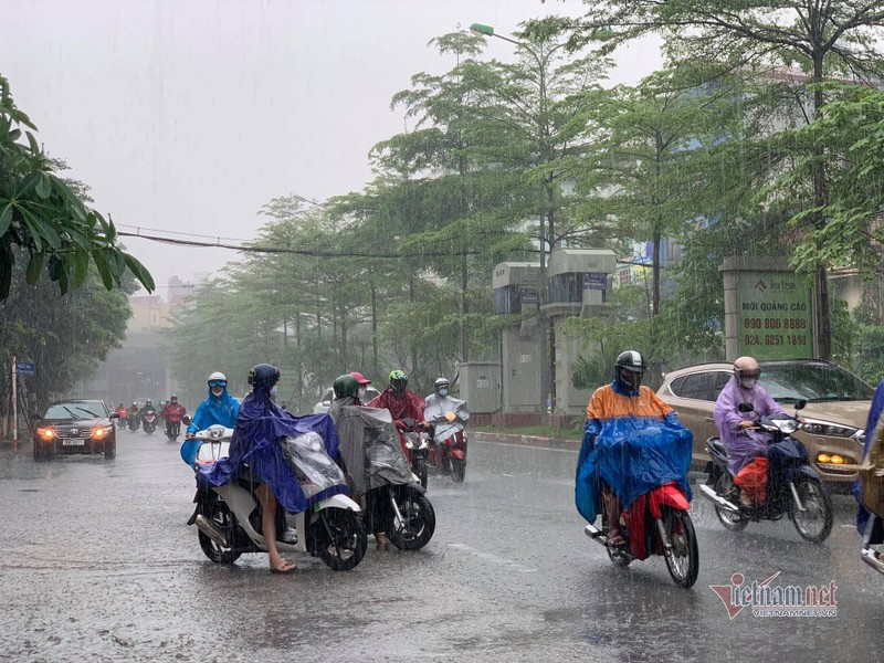 Du bao thoi tiet 3/10: Mua giong tren khap ca nuoc