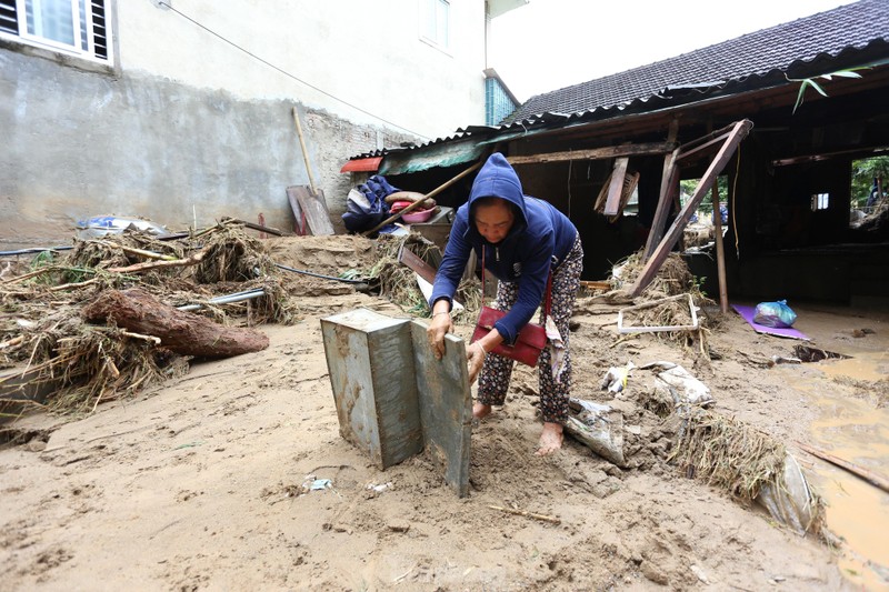 Lu quet kinh hoang o Nghe An, giat minh canh tan hoang-Hinh-7