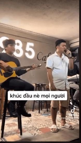 Hoai Lam di dien tro lai sau nhieu nam vang bong-Hinh-2