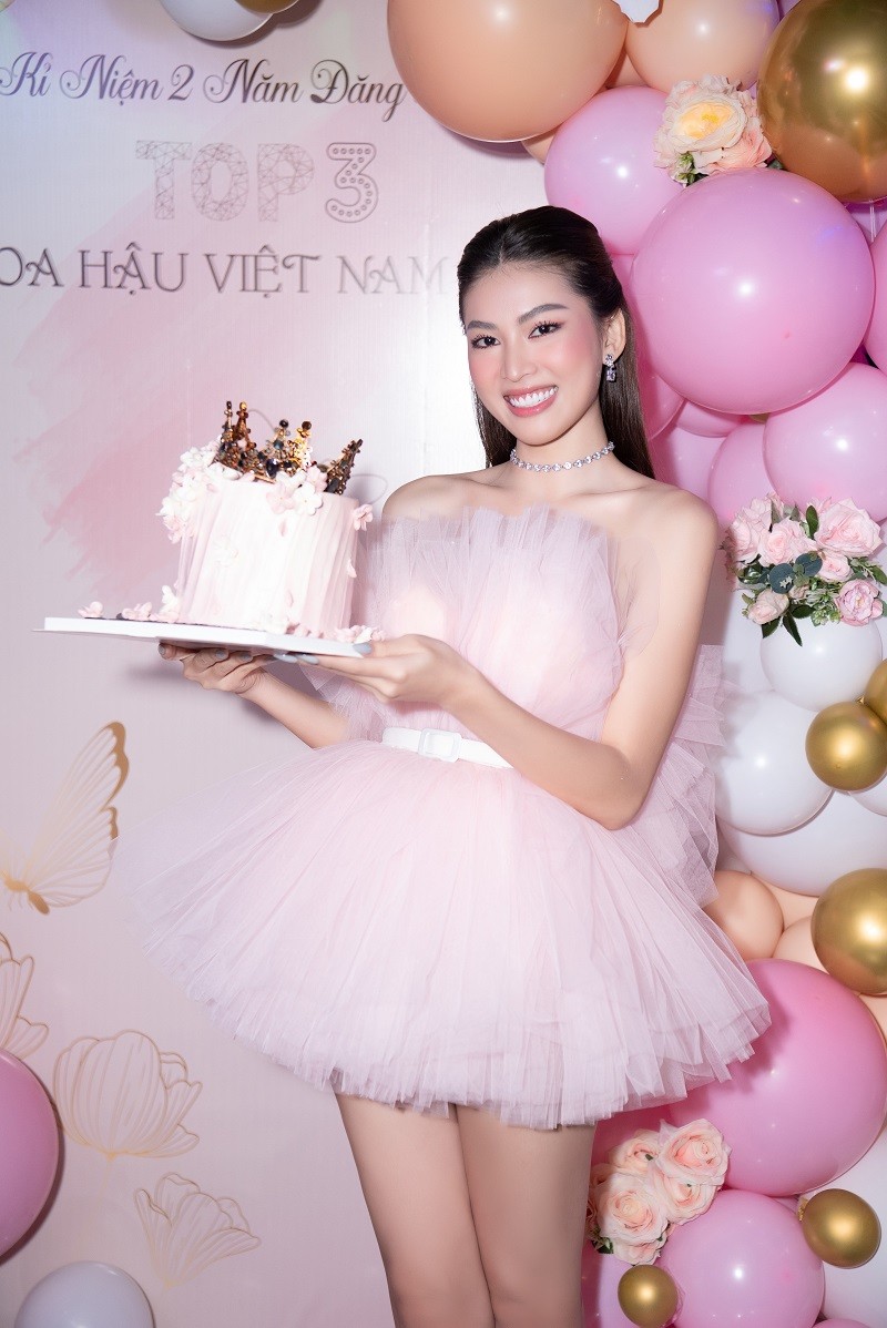 Top 3 Hoa hau Viet Nam 2020 hoi ngo khoe visual cuc dinh-Hinh-6