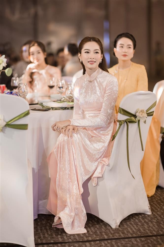 Dang Thu Thao an cuoi Ngoc Han bi chup len, nhan sac ra sao?-Hinh-14