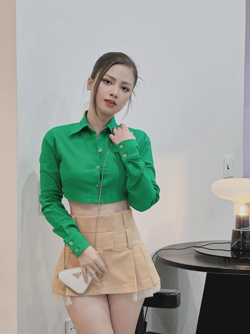 Thuy Tien mac ao dai, Hoai Anh tre trung nhu gai doi muoi-Hinh-8