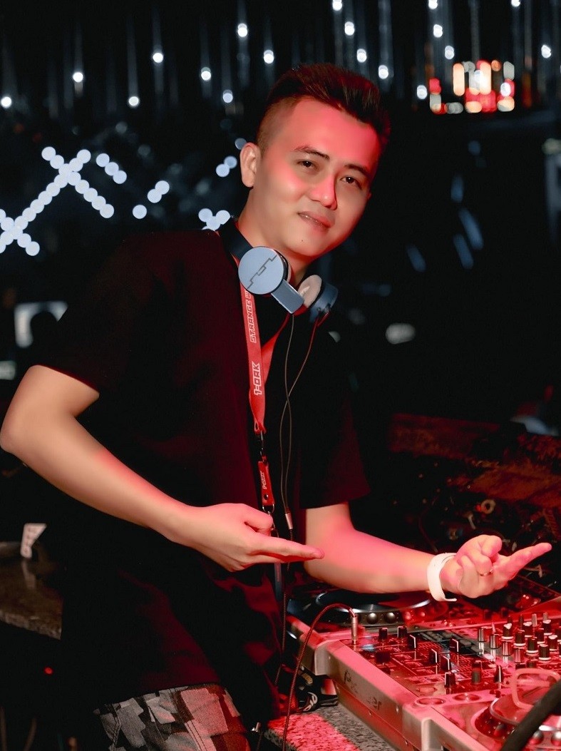 DJ Noodle: “Biet toi muon hoc nghe DJ, gia dinh sung sot“-Hinh-2