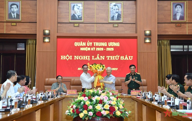 Tong Bi thu Nguyen Phu Trong chu tri Hoi nghi Quan uy Trung uong lan thu 6-Hinh-5