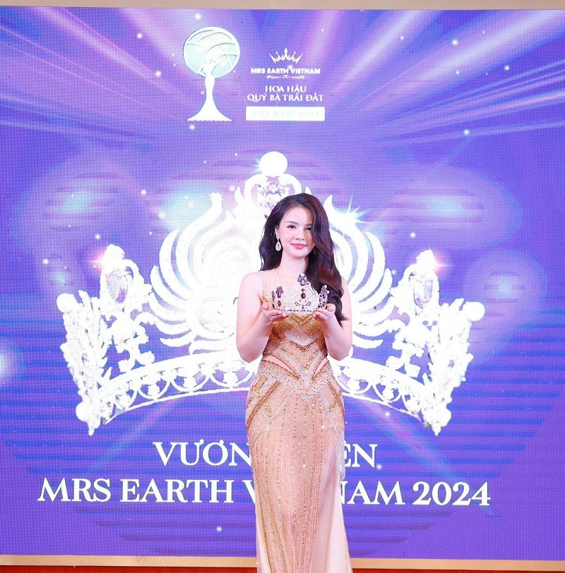 NSUT Do Ky, Quang Teo lam giam khao Mrs Earth Vietnam 2024-Hinh-4
