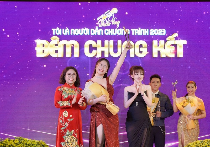 MC Thanh Phuong: Nguoi dan chuong trinh luon can phai da dang-Hinh-3