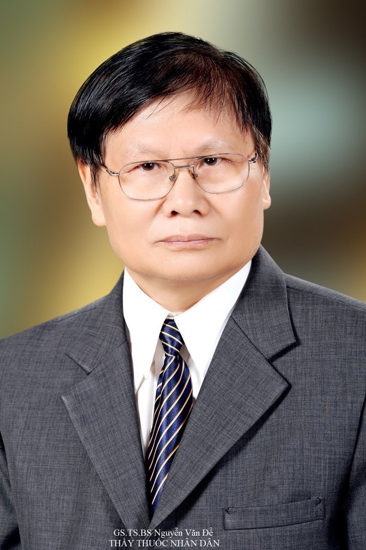 GS.TS Nguyen Van De 40 nam “dam me” voi ky sinh trung