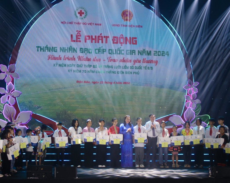 View - 	Lễ phát động Tháng Nhân đạo cấp quốc gia năm 2024