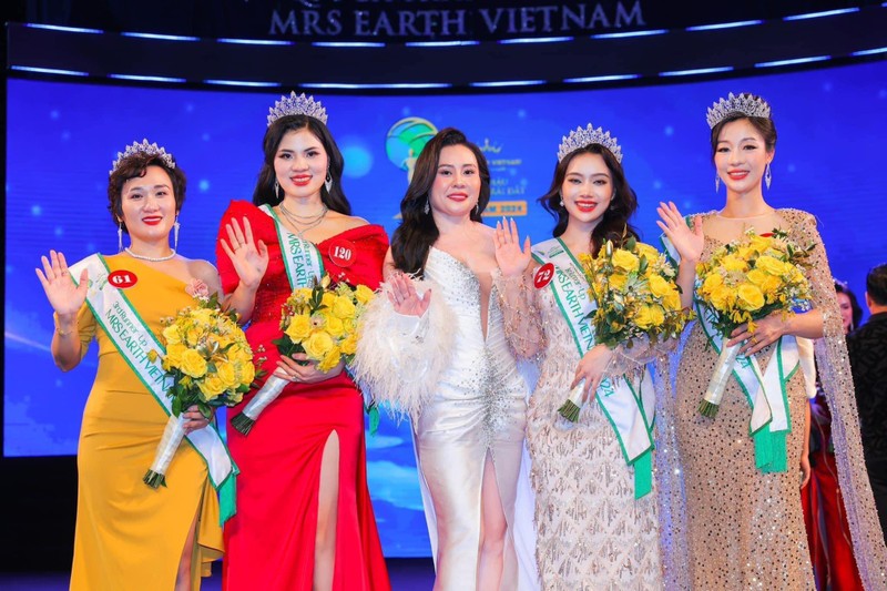 Nguoi dep Phu Tho len ngoi a hau Mrs Earth Vietnam 2024 la ai?-Hinh-6