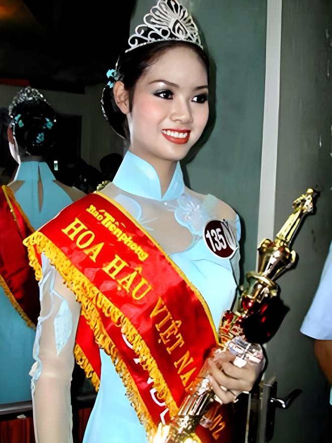 Mai Phuong - hoa hau dau tien thi Miss World gio the nao?