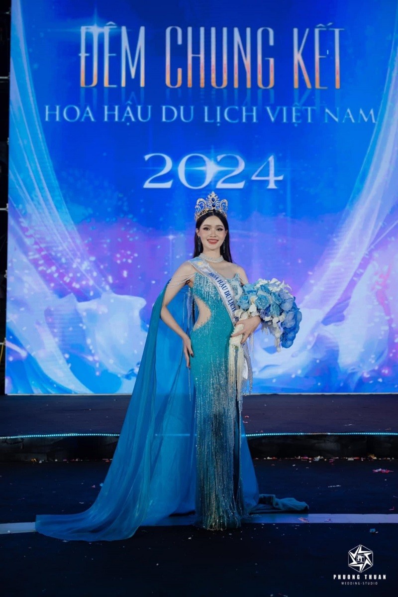 Pham Thi Ngoc Quynh dang quang Hoa hau Du lich Viet Nam 2024-Hinh-2